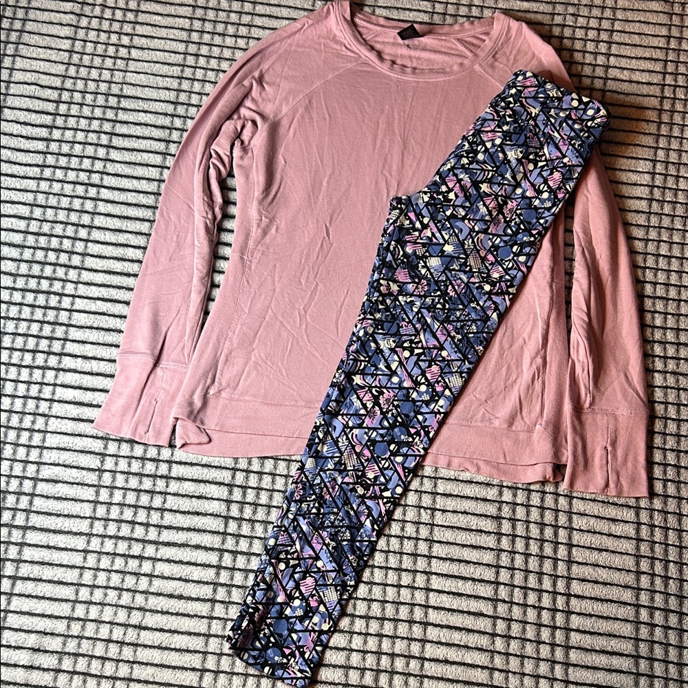 Women’s Active Top & LuLaRoe Leggings Set (M)